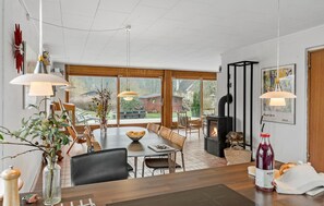 تناول الطعام