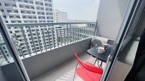 Unclassified image, 2 of 16, button - Taguig 1 Bedroom with Balcony Near Bgc (Makati)
