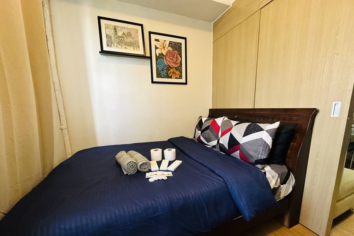 1 bedroom, iron/ironing board, free WiFi, bed sheets