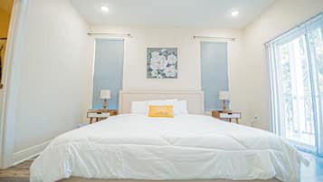 2 bedrooms, iron/ironing board, free WiFi, bed sheets