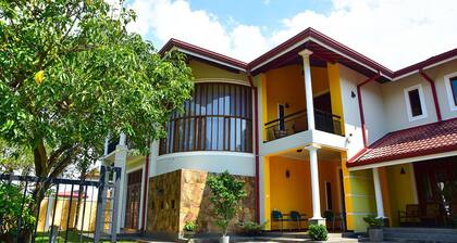 BIGCITY VILLA, Enjoy a Luxury Experience with 4 Bedroom villa