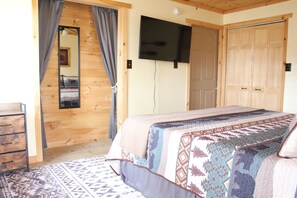 3 quartos, escrivaninha, Wi-Fi de cortesia, roupa de cama