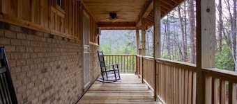 Mountains-Lakes-Parks-Winery-Privacy-Serenity