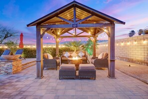 Terrace/patio - Carebnb/Waterslide/Casita/Game Room (Indio)