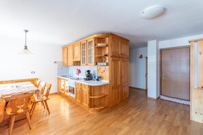Immagine non classificata, 5 di 28, pulsante