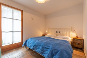 2 sovrum, strykjärn/strykbräda, sängkläder och rullstolsanpassning