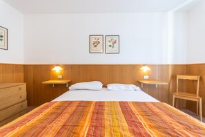 2 bedrooms, free WiFi, bed sheets