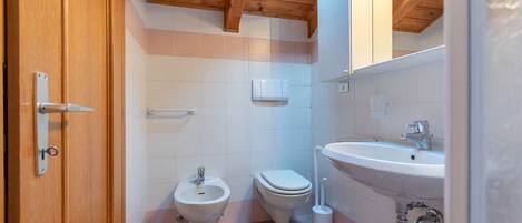 淋浴設備、風筒、提供毛巾