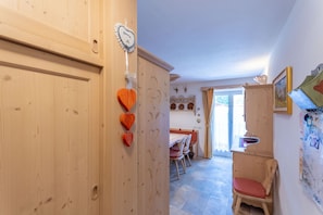 Interior - Casa Rosi (Pozza di Fassa)