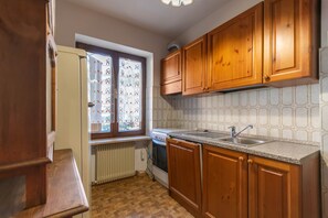 Fridge, oven, dishwasher, coffee/tea maker - Casa Iolanda (Soraga)