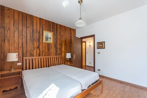 3 bedrooms, bed sheets - Casa Iolanda (Soraga)
