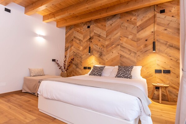 1 bedroom, in-room safe, free WiFi, bed sheets