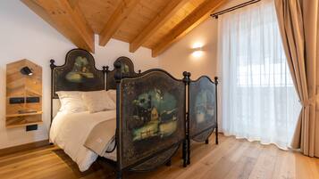 Coffres-forts dans les chambres, Wi-Fi gratuit, draps fournis