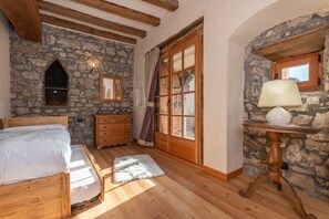 2 bedrooms, free WiFi, bed sheets