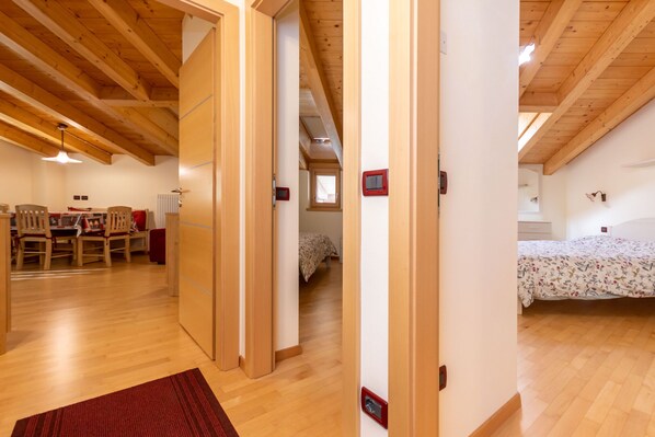 2 Schlafzimmer, Bügeleisen/Bügelbrett, kostenloses WLAN, Bettwäsche