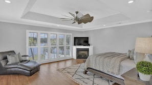 6 bedrooms, iron/ironing board, travel cot, free WiFi