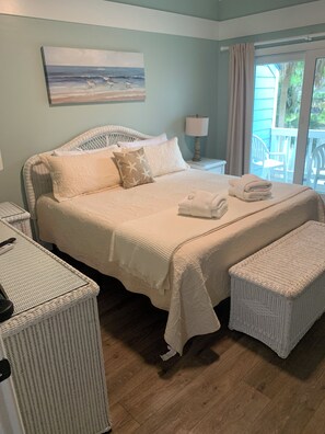 3 bedrooms, iron/ironing board, travel crib, free WiFi