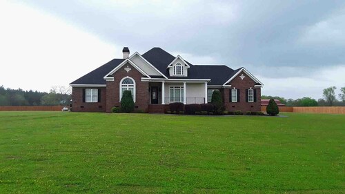 Country Estate Just in Time For The Masters Golf Tournament!