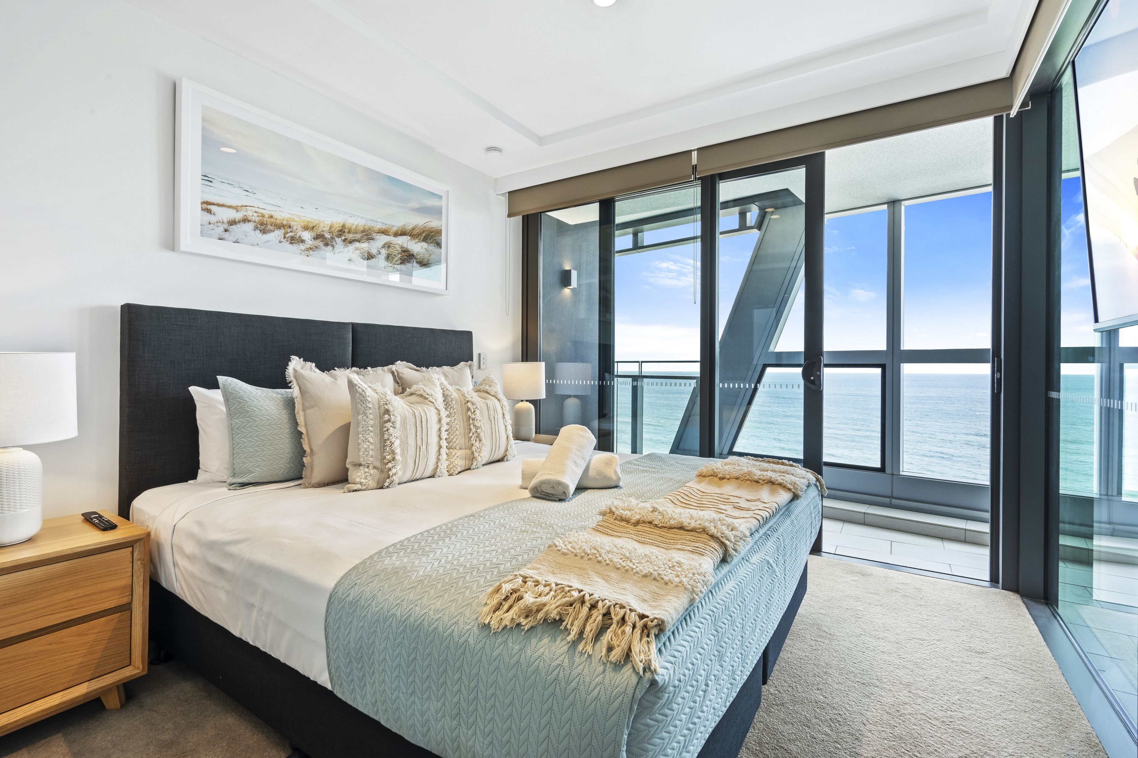 Luxury Apartment, 1 Bedroom, Ocean View | 2 bedrooms, iron/ironing board, free WiFi, bed sheets