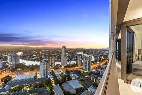 Appartement Luxe, 2 chambres, vue fleuve | Vue de la chambre