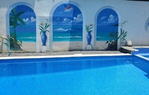 Pool - 6-bedroom house in Hermosa Palms, Playa Hermosa near Jaco Beach in Costa Rica. (PLAYA HERMOSA)