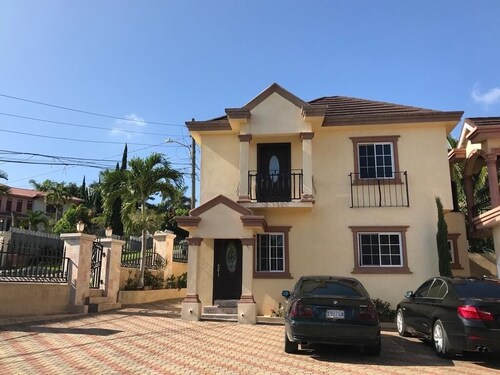 Mandeville luxury 