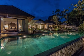 Piscina externa