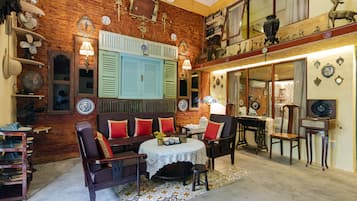 Pintu masuk dalaman