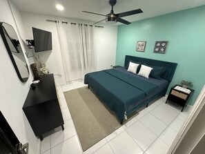 2 bedrooms, iron/ironing board, free WiFi, bed sheets