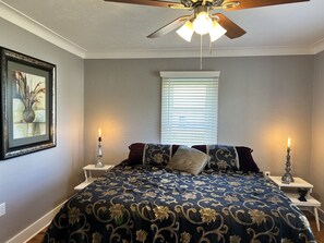 3 dormitoris, planxa i posts de planxar, wifi i roba de llit