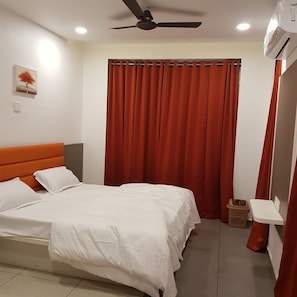 Superior-Villa, 4 Schlafzimmer | Zimmersafe, Bügeleisen/Bügelbrett