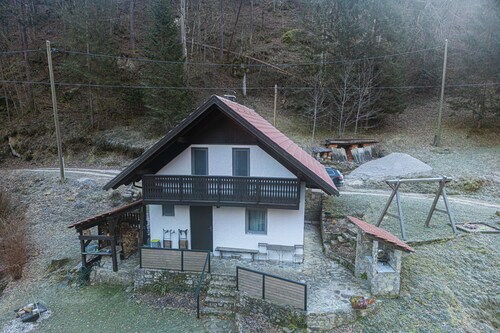 Alpine House Naturalina, Slap ob Idrijici, Slovenia
