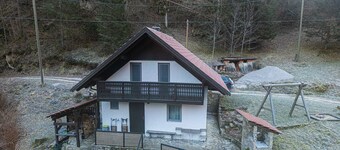 Alpine House Naturalina, Slap ob Idrijici, Slovenia