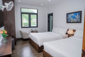 Premium bedding, down comforters, memory foam beds, free minibar items - Charming Hill Hotel Cat Ba (Hai Phong)