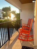 SoLE *Riverview*-Suite #3 2 minute walk to beach | 2 bedrooms, down comforters, memory foam beds, individually decorated