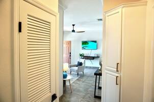 SoLE *Riverview*-Suite #4 2 minute walk to beach | 2 bedrooms, down comforters, memory foam beds, individually decorated