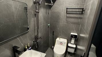 Căn hộ trung tâm thành phố | Phòng tắm