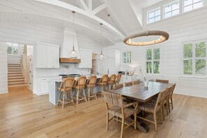 Dining - The Villa Pairidaeza - New Build With Pool (Isle of Palms)