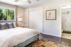 3 chambres, fer et planche à repasser, accès au Wi-Fi (inclus)