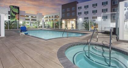 Club Wyndham Anaheim - Studio