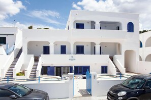 บริเวณภายนอก