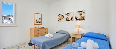 標準頂層客房, 多間臥室 (Penthouse Azzurra Sea View Near Beach) | 2 間睡房、熨斗/熨衫板、免費 Wi-Fi、床單