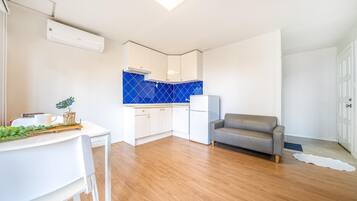 Basic Room, 1 Bedroom (102) | 1 bedroom, free WiFi