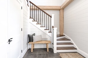 Luksustalo | Oleskelualue | 50–tuumainen taulutelevisio, jossa digitaalikanavat