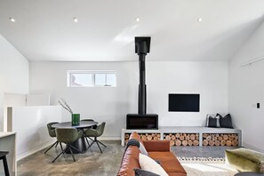Interior - Architectural Brilliance - Sandy Bay (Sandy Bay)