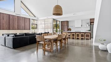 The Loft at Maple Cottages | Living area