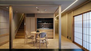 Luxury House | Private kitchen | Full-sized fridge, microwave, stovetop, electric kettle
