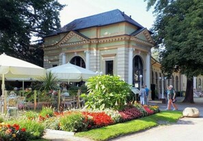 Esterni