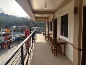 Property grounds - Villa Pamana Inn Puerto Galera powered by Cocotel (Puerto Galera)