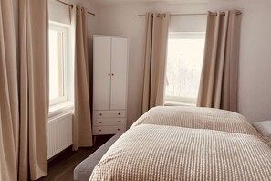 2 bedrooms